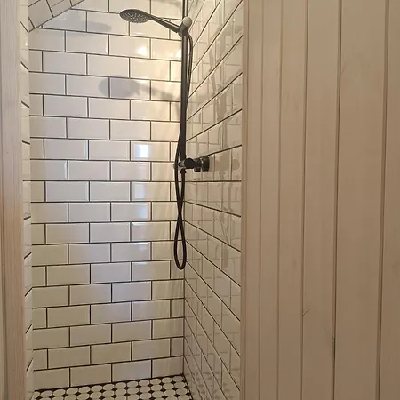 Lendle Peace & Wellness Stay Apartment Buffee Breakfast Near By Cafe Mon To Fri From 0630 To 1100 *